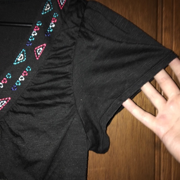 Tribal Patterned Blouse - Picture 3 of 4